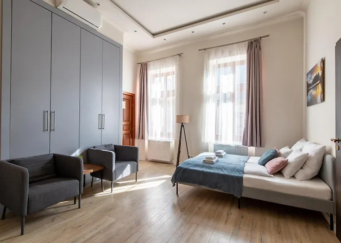 Ultra Paulay Ede Street 1br شقة *