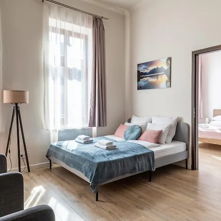 Ultra Paulay Ede Street 1br Apartamento