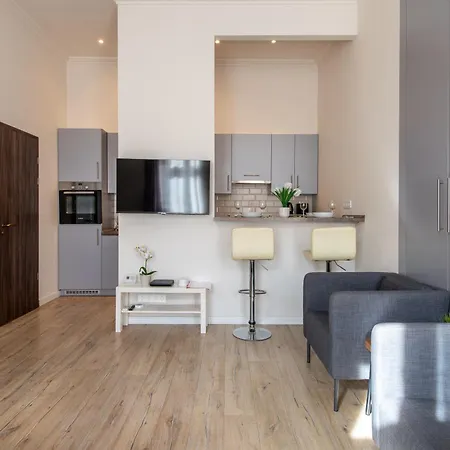 Ultra Paulay Ede Street 1br Apartment
